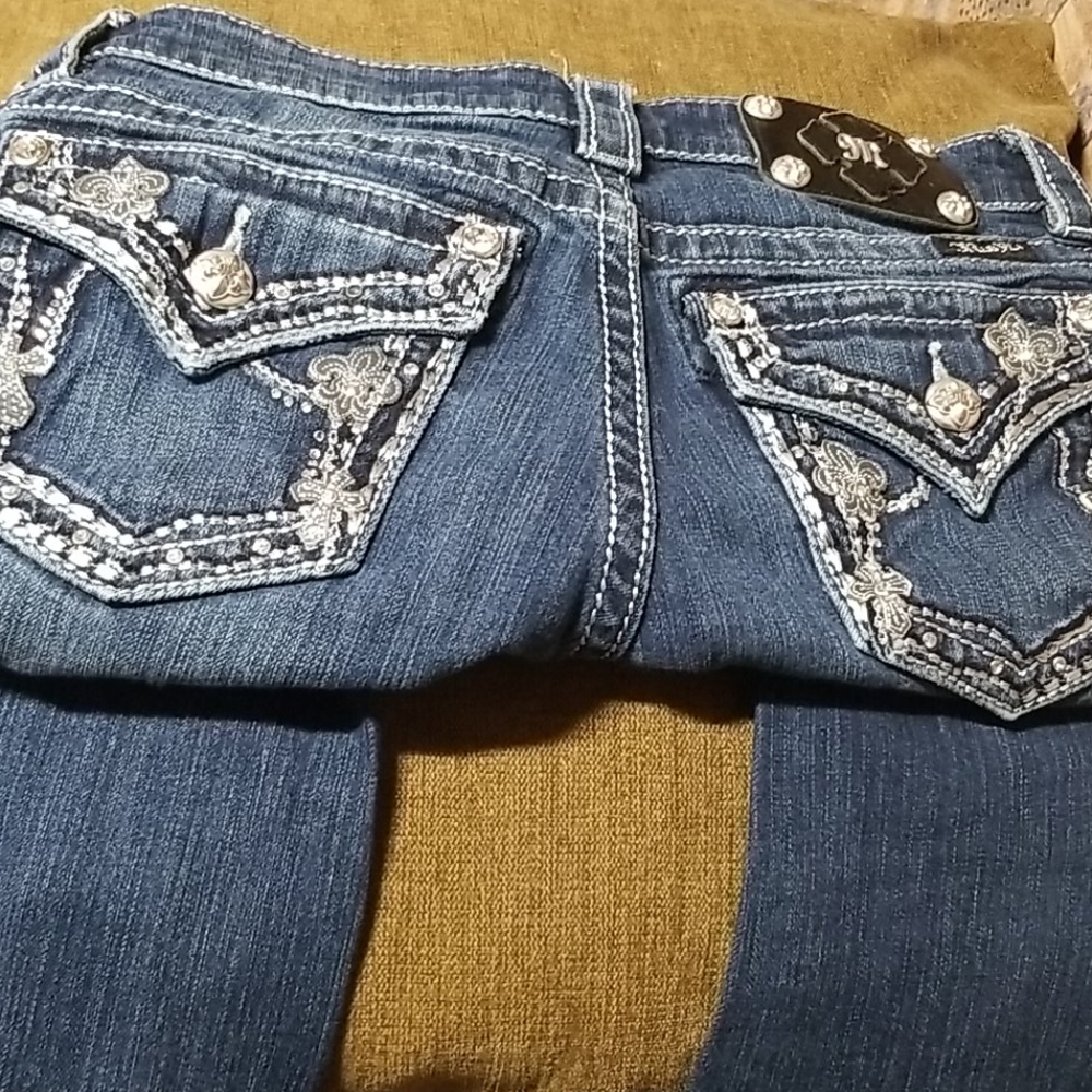 Miss Me Capris